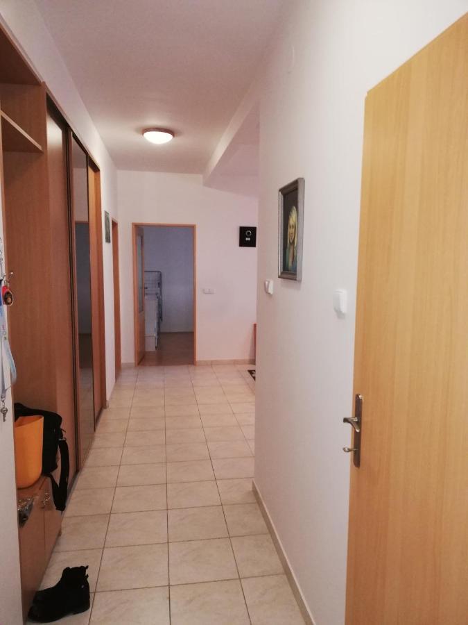 Plne Vybaveny Apartman Polni 1299 Apartment Kojetin Luaran gambar
